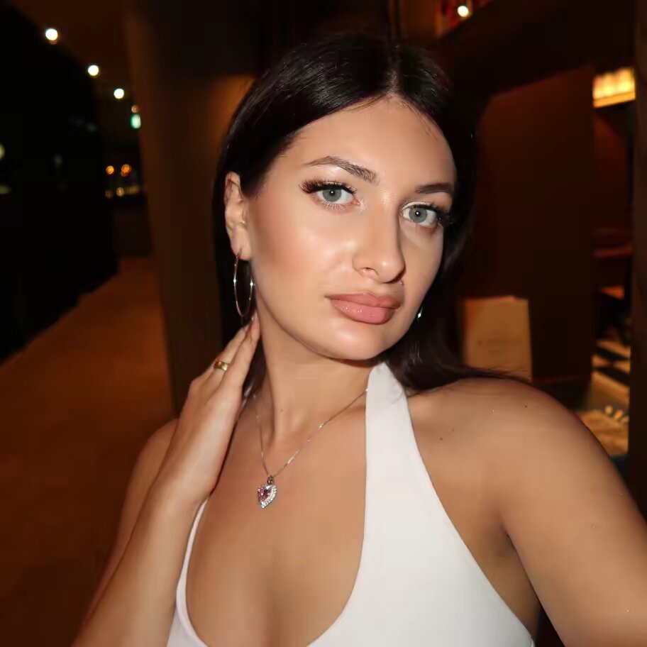 Mariam 🍒