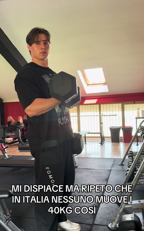 IG: mateisebastiaan seguimi per non rimanere secco a vita  coaching e programmi in bio✅ Tsunaminutrition / FGM04 codice sconto ”SEBA” per integrazione e drip  - - #perte #gymtokitalia #curls #biceps #viral 
