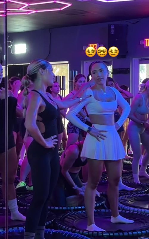 Pumppp it uppp🙋‍♀️🫶 #workoutmotivaton #workout #workoutroutine #reboundingworkout #motivation @Vikky 