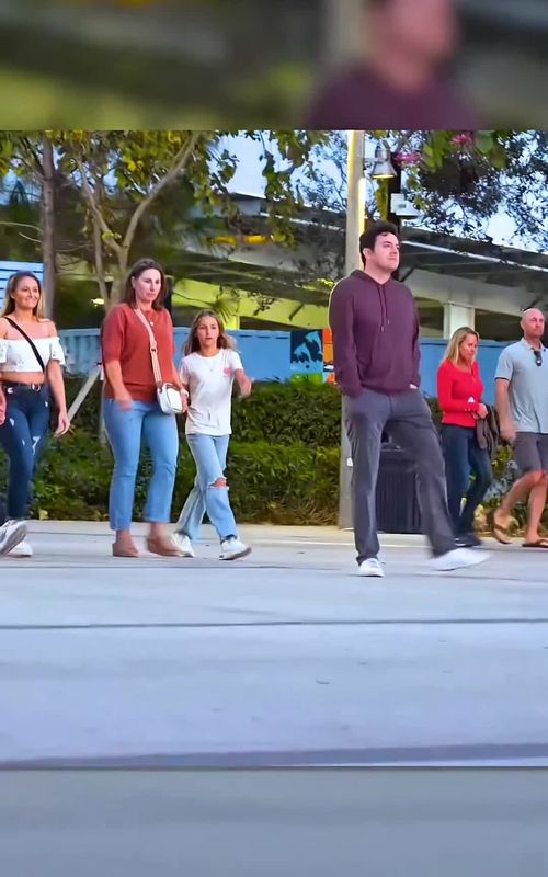 Try not to laugh 😆fartsarefunny fartprank funnyvideo Fartspranks publicprank viralvideo fartsound fartingprank fart fyp trendingvideo publicreaction #fart #funny #viral #fyp #fartprank 