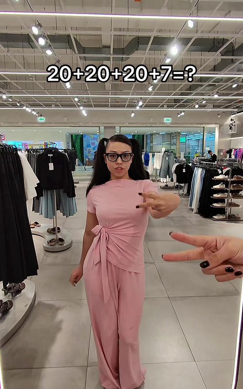 Six seven #newtrend #dancetrend #trendingdance #dancechallenge2026 #dancetrend2026 