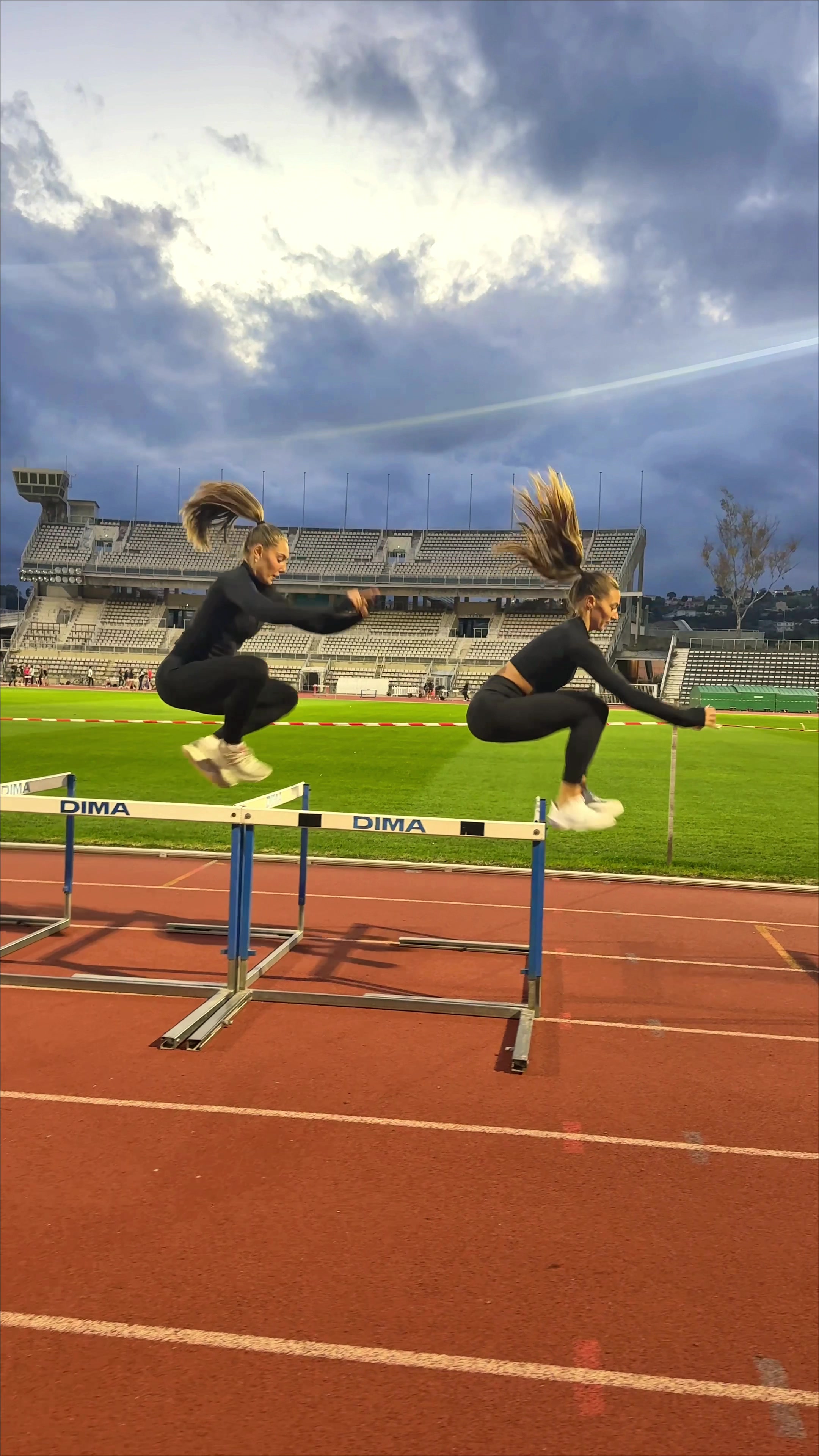 In sync with my twin… but make it smooth👯‍♀️ #sync #sports #dance