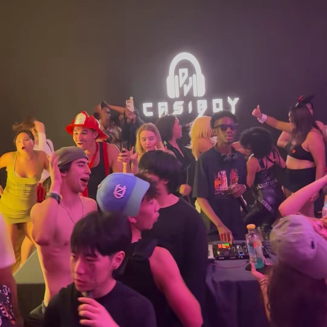 Dj casi boy