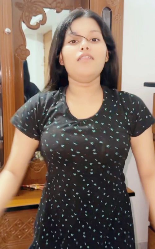 Kamar Kare Lach Lach Lach 💃🔥 #TikTokDance #ViralReels #DanceTrend 