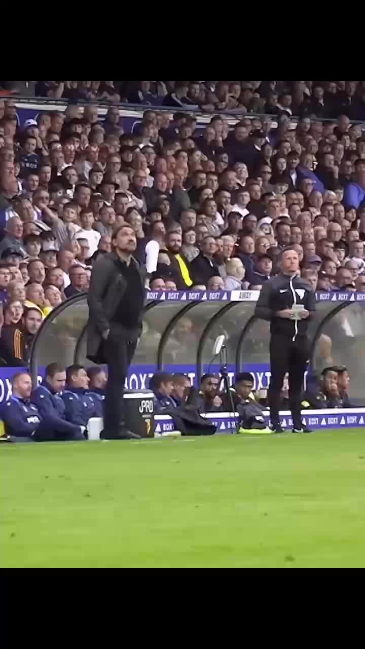 Amazing Football Managers Skills (Part 2) #football #manager #skills #fyp #foryou 