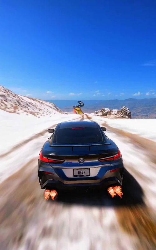 dangerous jump 😲👀🥶 #foryou #gaming #racing #carlover #racingclub9 #djchillmusic #speed #viral #UK #top10 