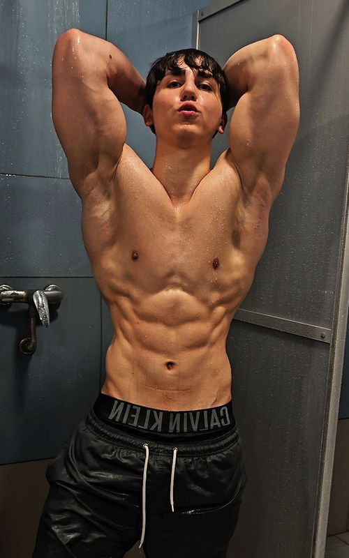 #gymmotivation #bodybuilding #physics #smaev #andreysmaev #gym #physique #gymtok #aesthetic #davidlaid 