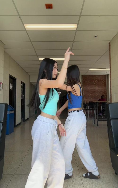up downn #fypシ #easydance #dancesfor2 #newtrend #2026trends 